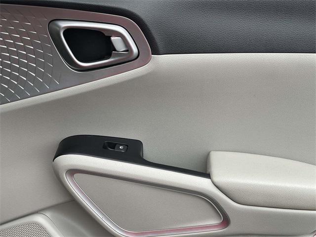 Photo of 2022 Inferno Red Kia Soul