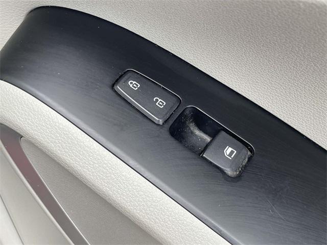 Photo of 2022 Inferno Red Kia Soul