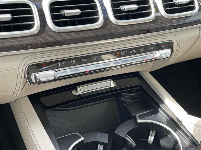 Photo of 2022 Silver Metallic Mercedes-Benz GLE 350