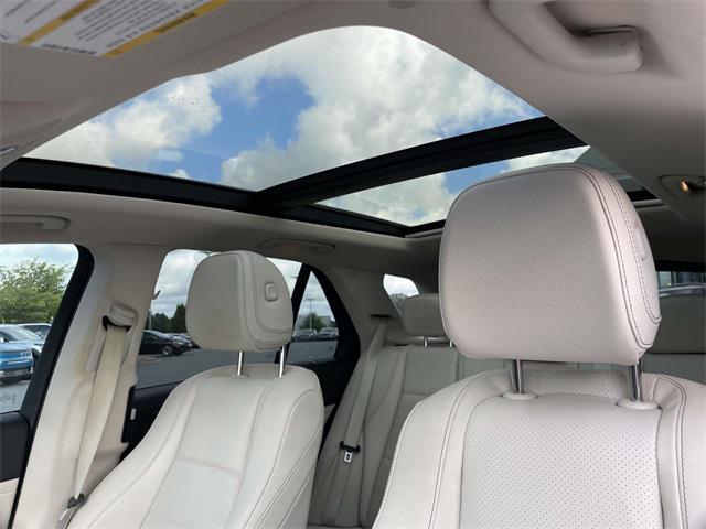 Photo of 2022 Silver Metallic Mercedes-Benz GLE 350