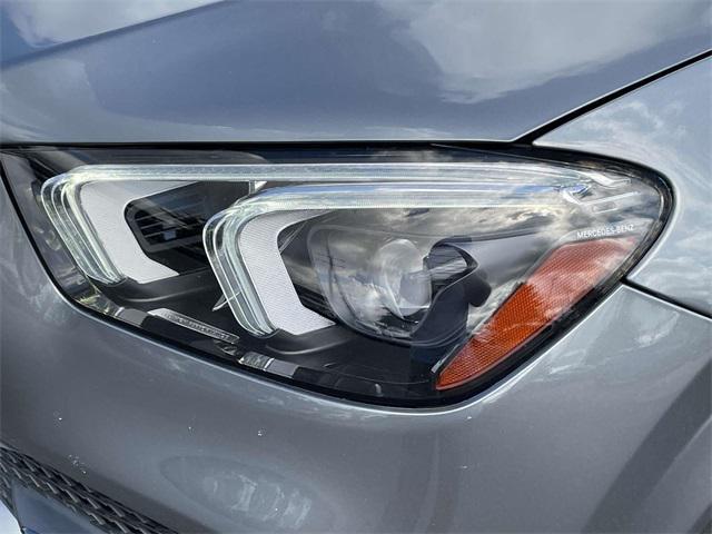 Photo of 2022 Silver Metallic Mercedes-Benz GLE 350