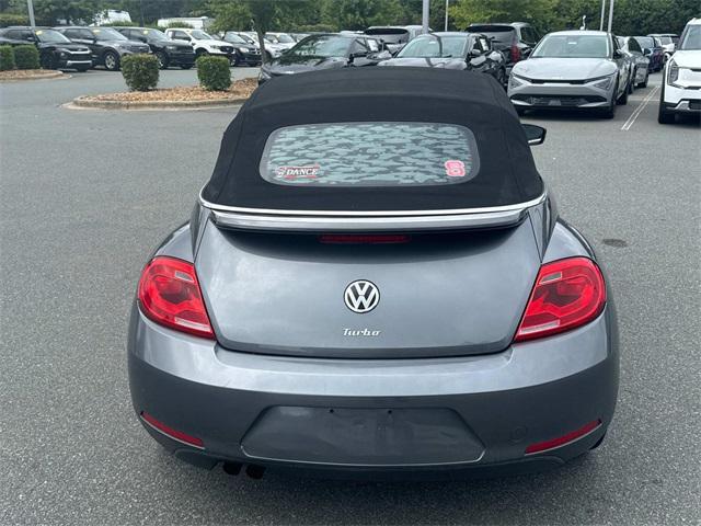 Photo of 2016 Platinum Gray Metallic/Black Roof Volkswagen Beetle
