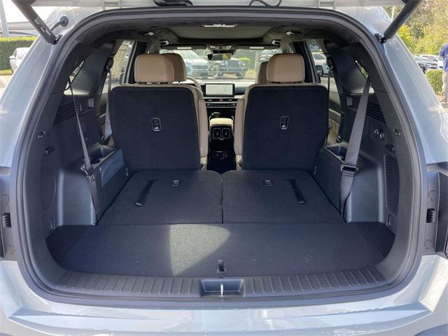 Photo of 2026 Ivory Silver Kia Sorento