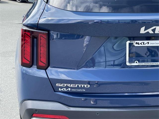 Photo of 2025 Midnight Lake Blue Kia Sorento