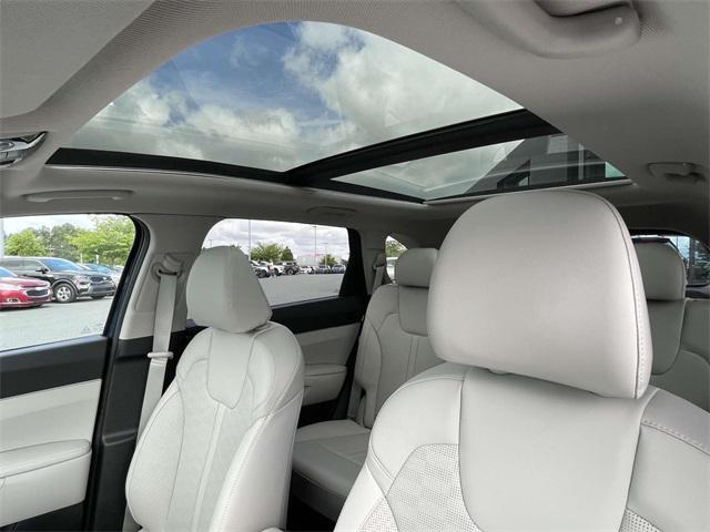 Photo of 2025 Midnight Lake Blue Kia Sorento