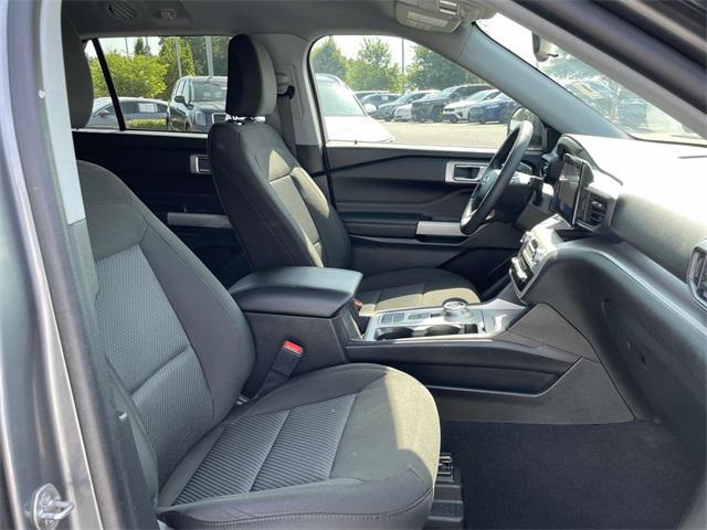 Photo of 2023 Carbonized Gray Metallic Ford Explorer