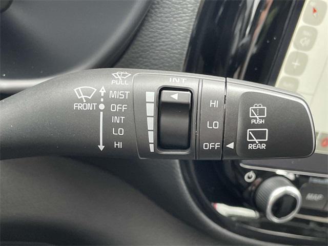 Photo of 2025 Snow White Pearl Kia Soul