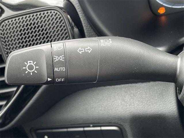 Photo of 2025 Snow White Pearl Kia Soul