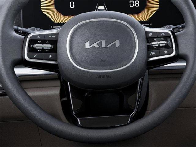 Photo of 2026 Snow White Pearl Kia Carnival