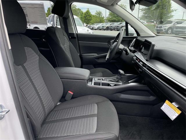Photo of 2025 Glacial White Pearl Kia Sorento