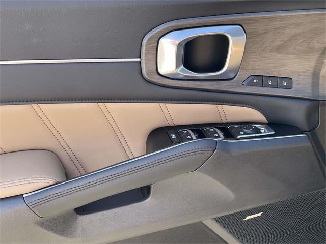 Photo of 2026 Ebony Black Kia Sorento