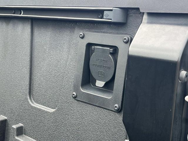 Photo of 2024 Gray Toyota Tundra Hybrid