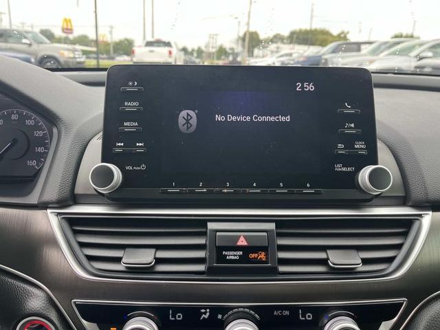 Photo of 2020 Lunar Silver Metallic Honda Accord