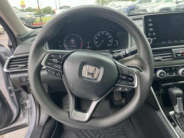 Photo of 2020 Lunar Silver Metallic Honda Accord