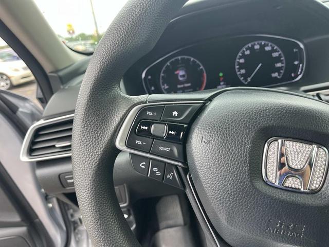 Photo of 2020 Lunar Silver Metallic Honda Accord