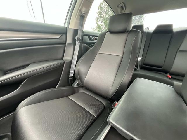 Photo of 2020 Lunar Silver Metallic Honda Accord