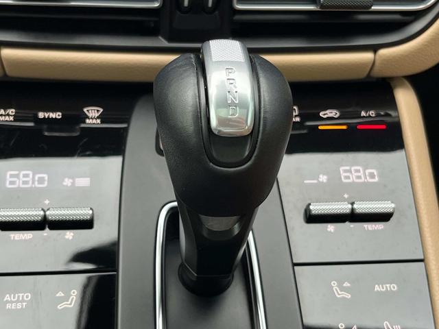 Photo of 2023 Volcano Grey Metallic Porsche Macan