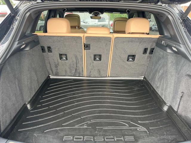 Photo of 2023 Volcano Grey Metallic Porsche Macan