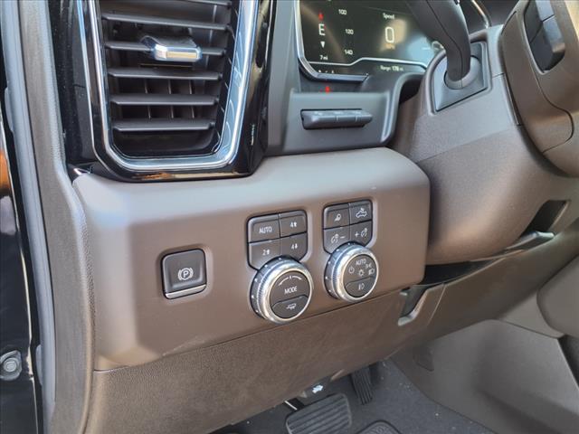 Photo of 2025 Onyx Black GMC Sierra 2500