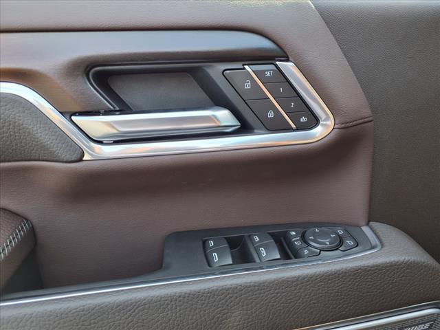 Photo of 2025 Onyx Black GMC Sierra 2500