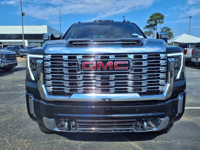 Photo of 2025 Onyx Black GMC Sierra 2500