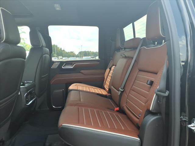 Photo of 2025 Onyx Black GMC Sierra 2500