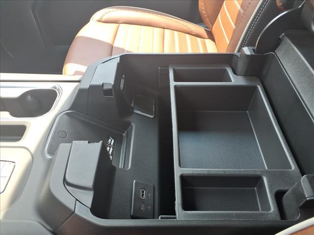 Photo of 2025 Onyx Black GMC Sierra 2500