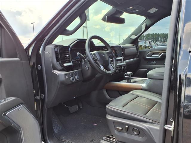 Photo of 2024 Black Chevrolet Silverado 1500