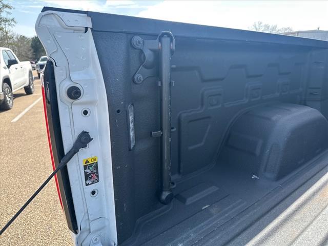 Photo of 2019 Summit White GMC Sierra 1500