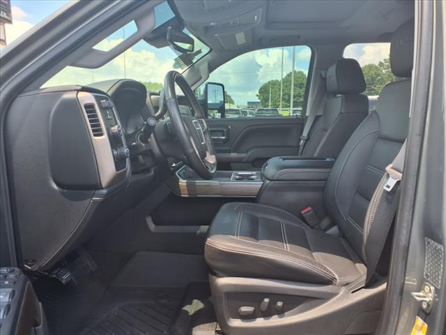 Photo of 2018 Quicksilver Metallic GMC Sierra 3500