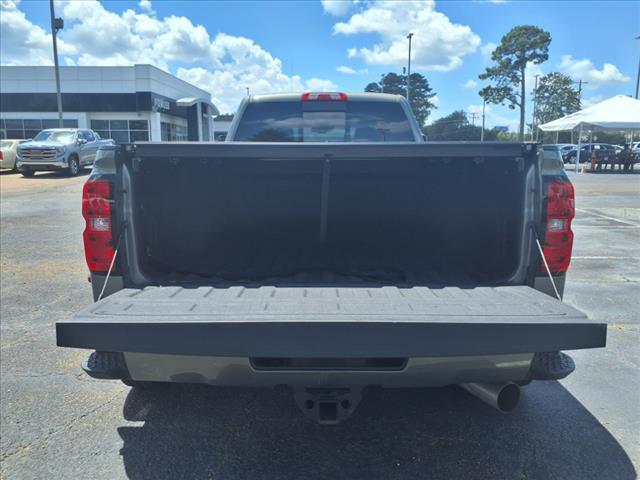 Photo of 2018 Quicksilver Metallic GMC Sierra 3500