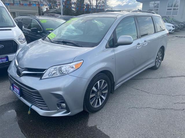 2018 Toyota Sienna