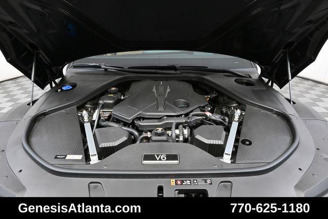 Photo of 2025 Vik Black Genesis G90