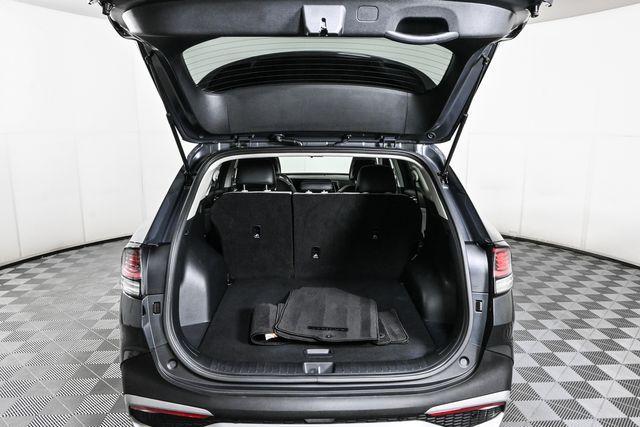 Photo of 2024 Gravity Gray Kia Sportage