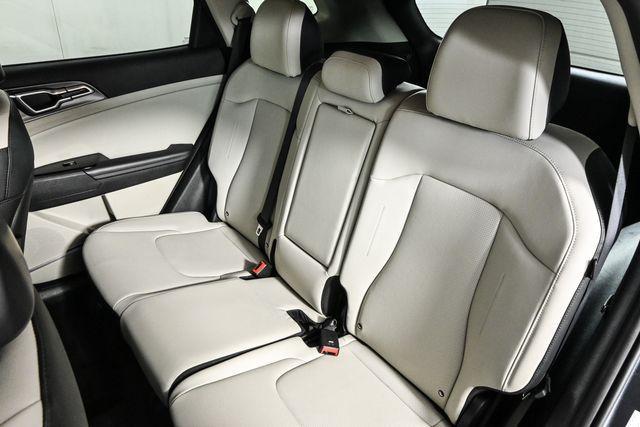 Photo of 2024 Gravity Gray Kia Sportage