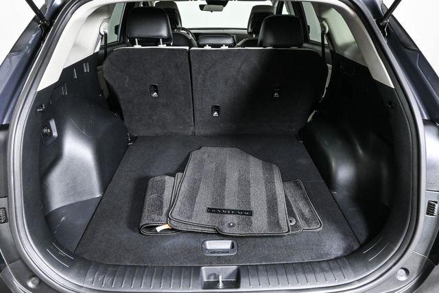 Photo of 2024 Gravity Gray Kia Sportage