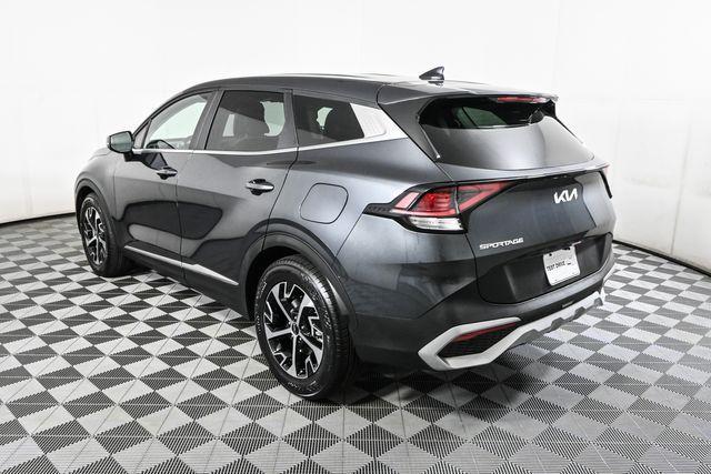 Photo of 2024 Gravity Gray Kia Sportage