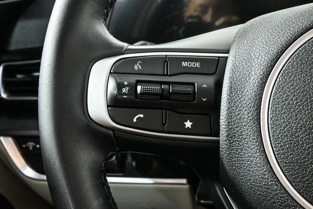 Photo of 2024 Gravity Gray Kia Sportage