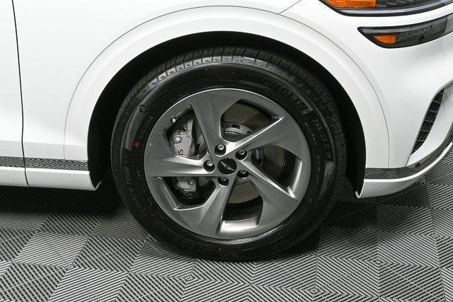 Photo of 2026 Uyuni White Genesis GV70