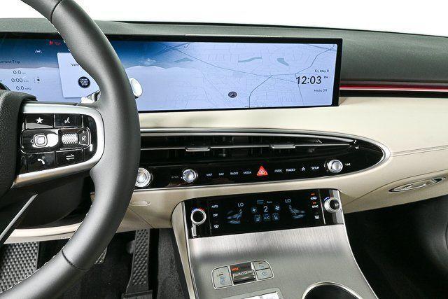 Photo of 2026 Uyuni White Genesis GV70