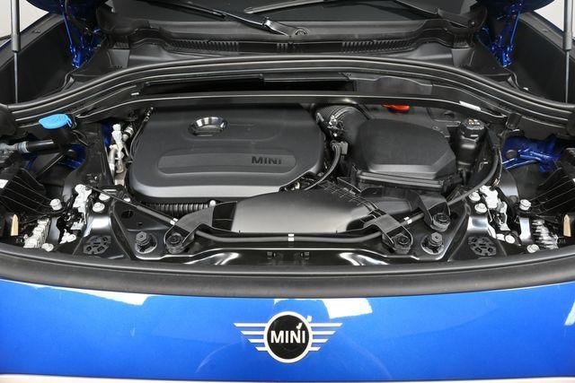 Photo of 2025 Blazing Blue Metallic MINI Countryman