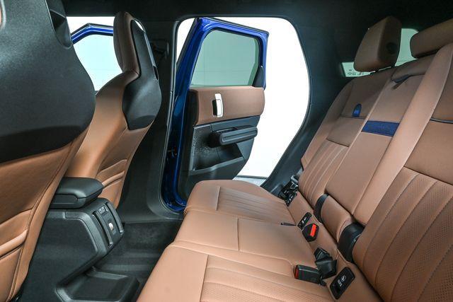 Photo of 2025 Blazing Blue Metallic MINI Countryman