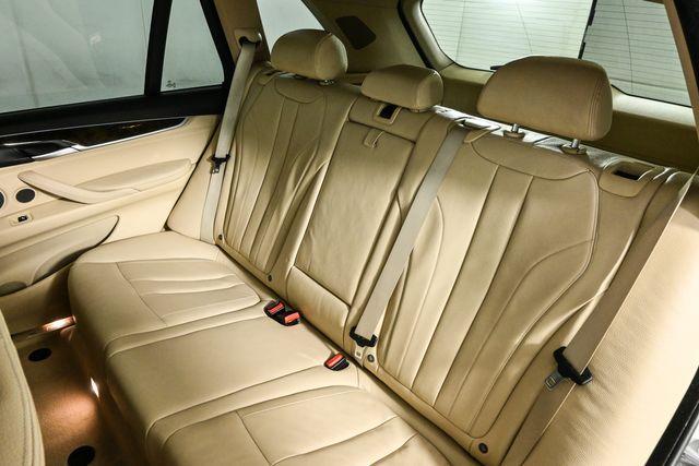 Photo of 2015 Alpine White BMW X5