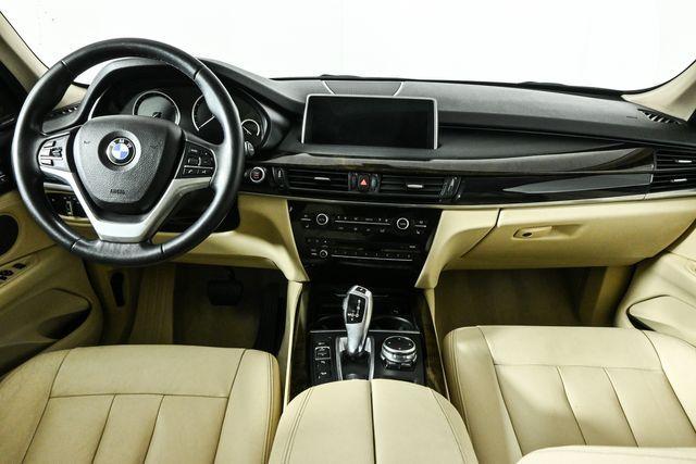 Photo of 2015 Alpine White BMW X5