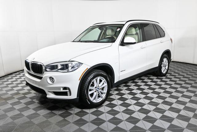 Photo of 2015 Alpine White BMW X5