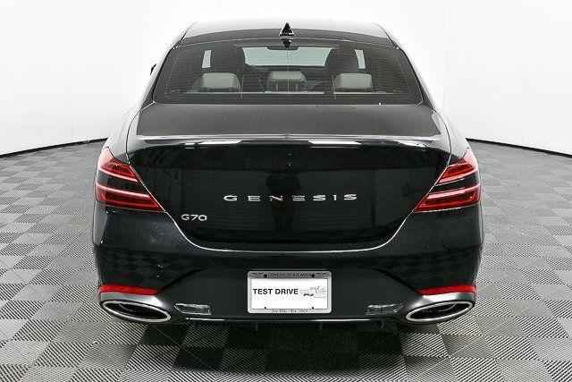 Photo of 2025 Vik Black Genesis G70