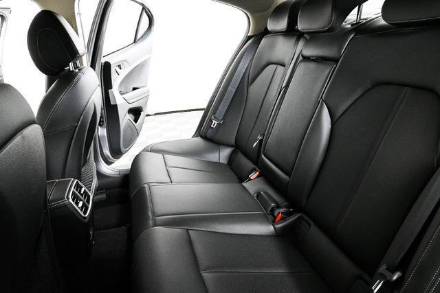 Photo of 2025 Vik Black Genesis G70