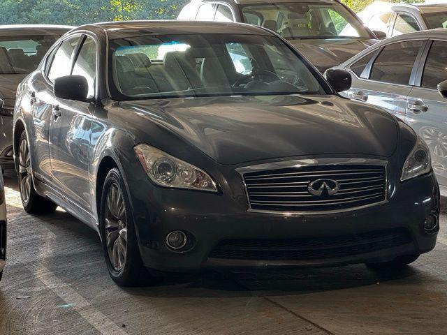 2012 Infiniti M37
