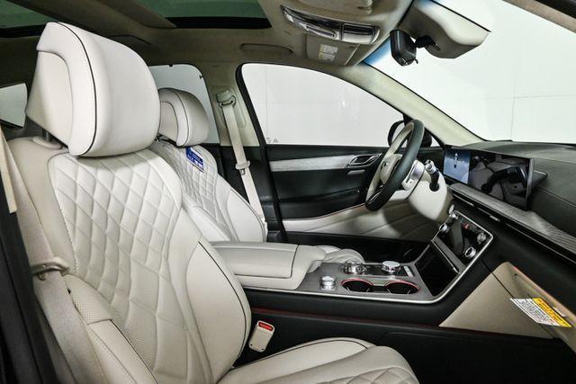 Photo of 2025 Green Genesis GV80