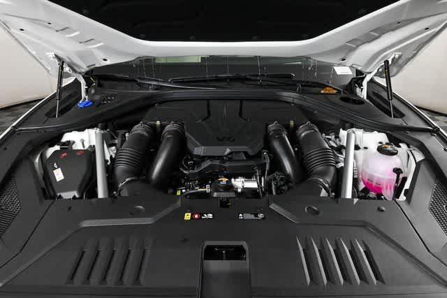 Photo of 2026 Uyuni White Genesis GV70